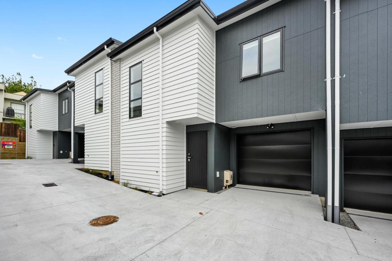 New Towhouse Walk To The Hospital & Cbd & The Lake Hamilton Extérieur photo
